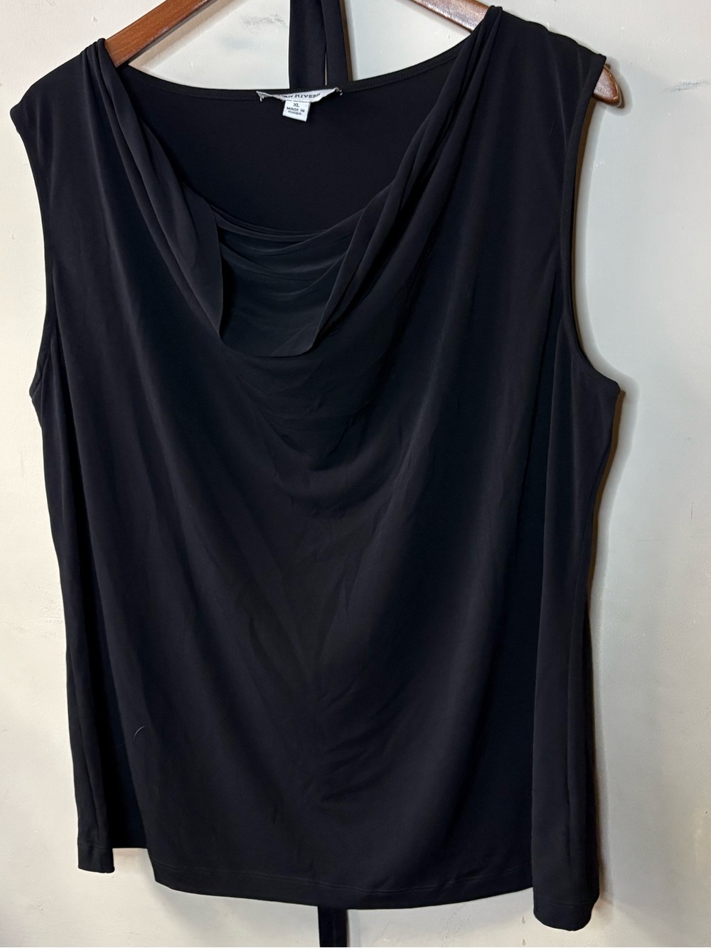 Joan Rivers size XL Black Draped Cowl Neck Sleeveless Top with unattached belt